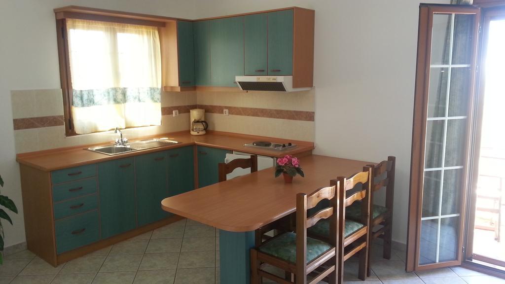 Cerigo House Apartment Kondoliánika Exterior foto